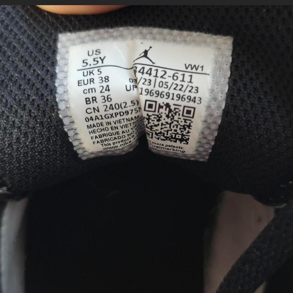 Jordan nu retro 1 lows